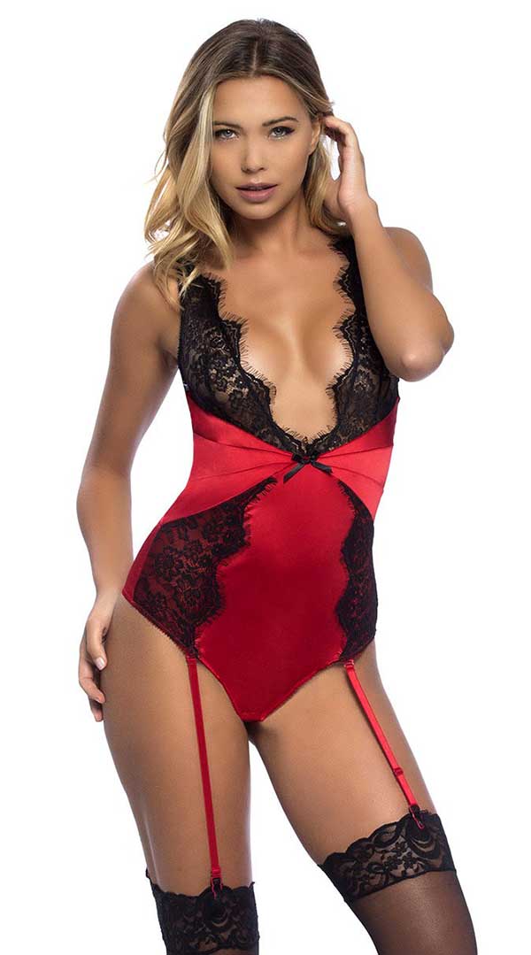 Eyelash Lace Plunge Neckline Teddy With Removeable Garters